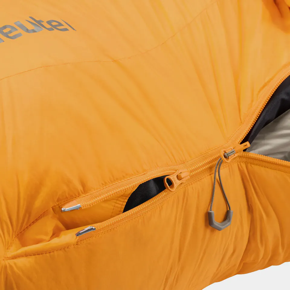 Deuter Astro Pro 800 Magma 07