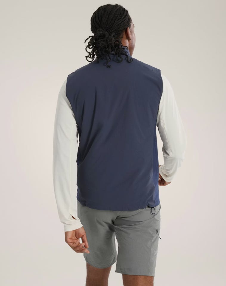 Arc'teryx Men's Atom Vest Black Sapphire 05