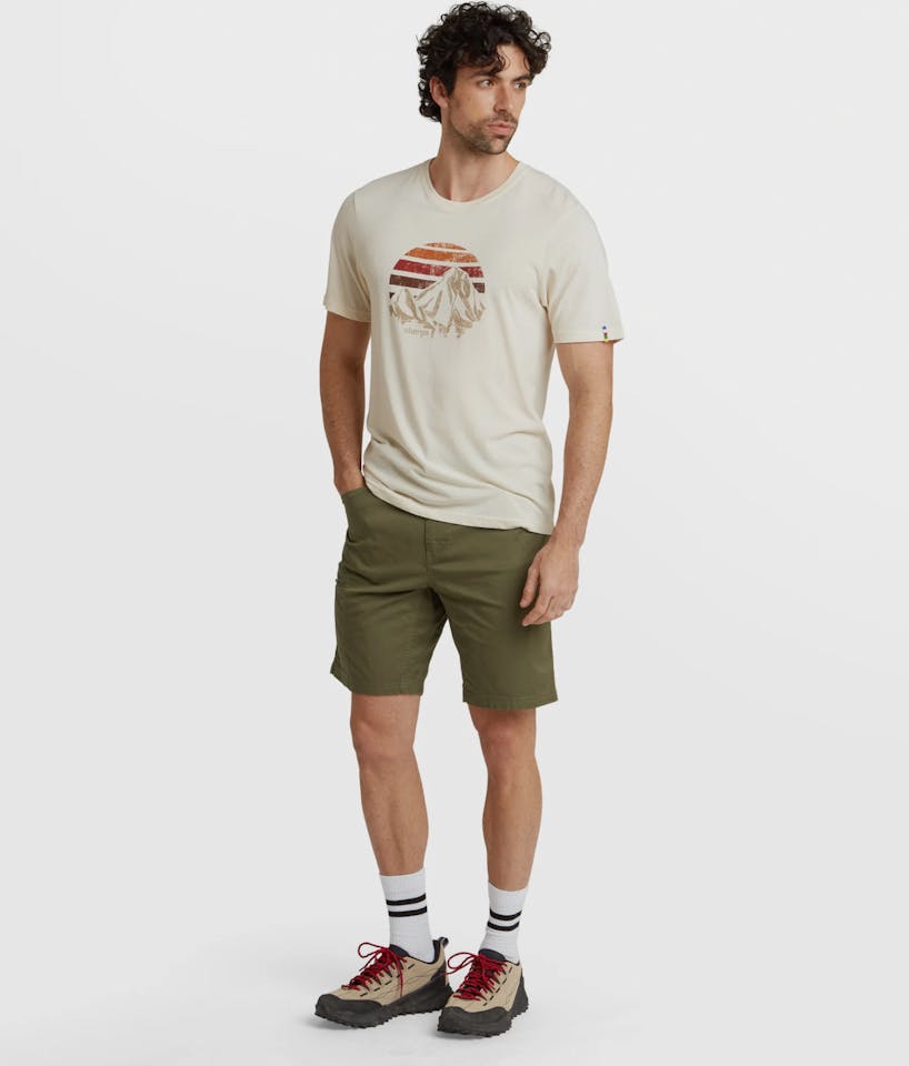 Sherpa Men's Bali Retro Sunset Tee Luonnonvalkoinen 03