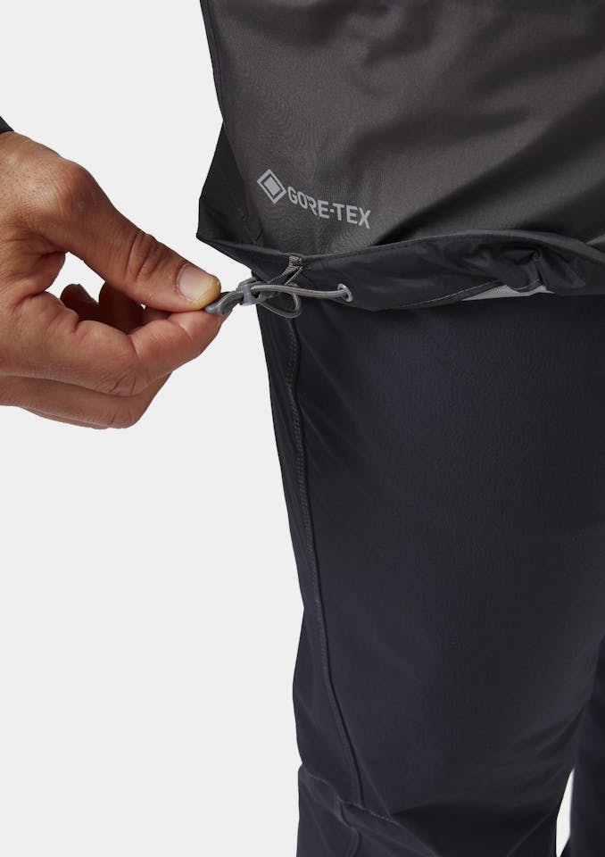 Rab Men's Namche GTX Jacket ja Lowa Men's Renegade Evo Mid GTX Musta 37