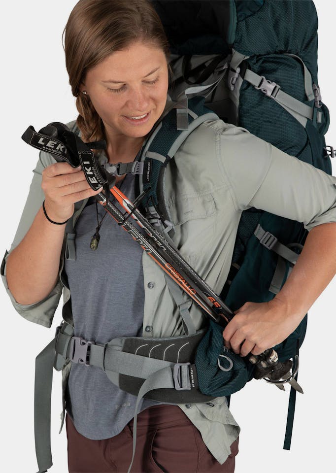 Osprey Ariel Plus 70 W Night blue 10