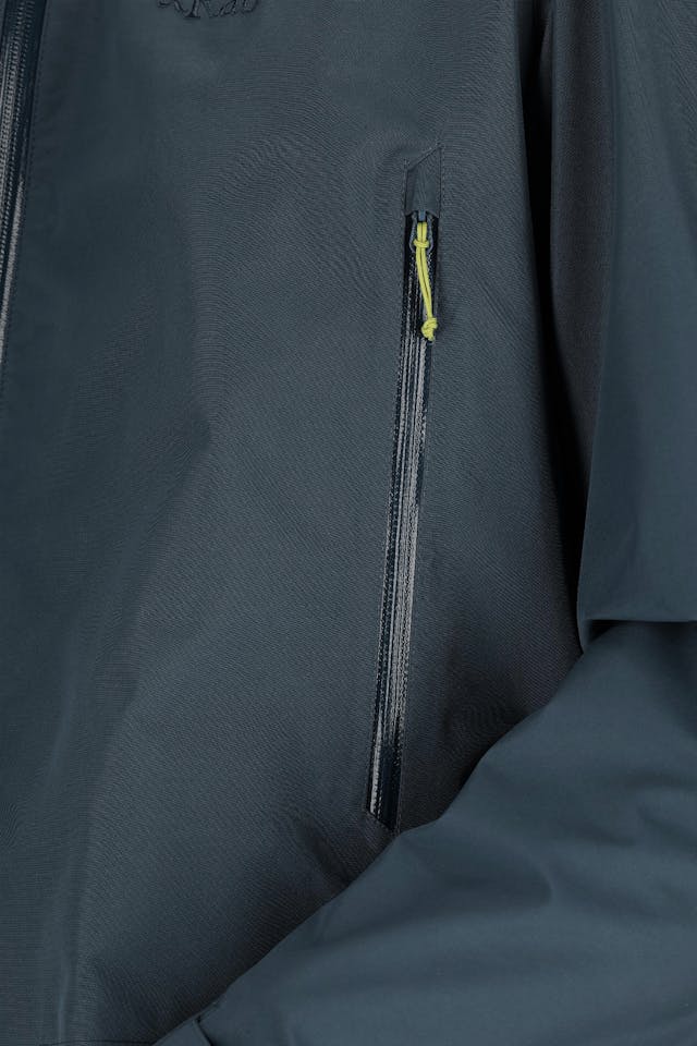 Rab Men's Namche GTX Jacket ja Lowa Men's Renegade Evo Mid GTX Musta 46