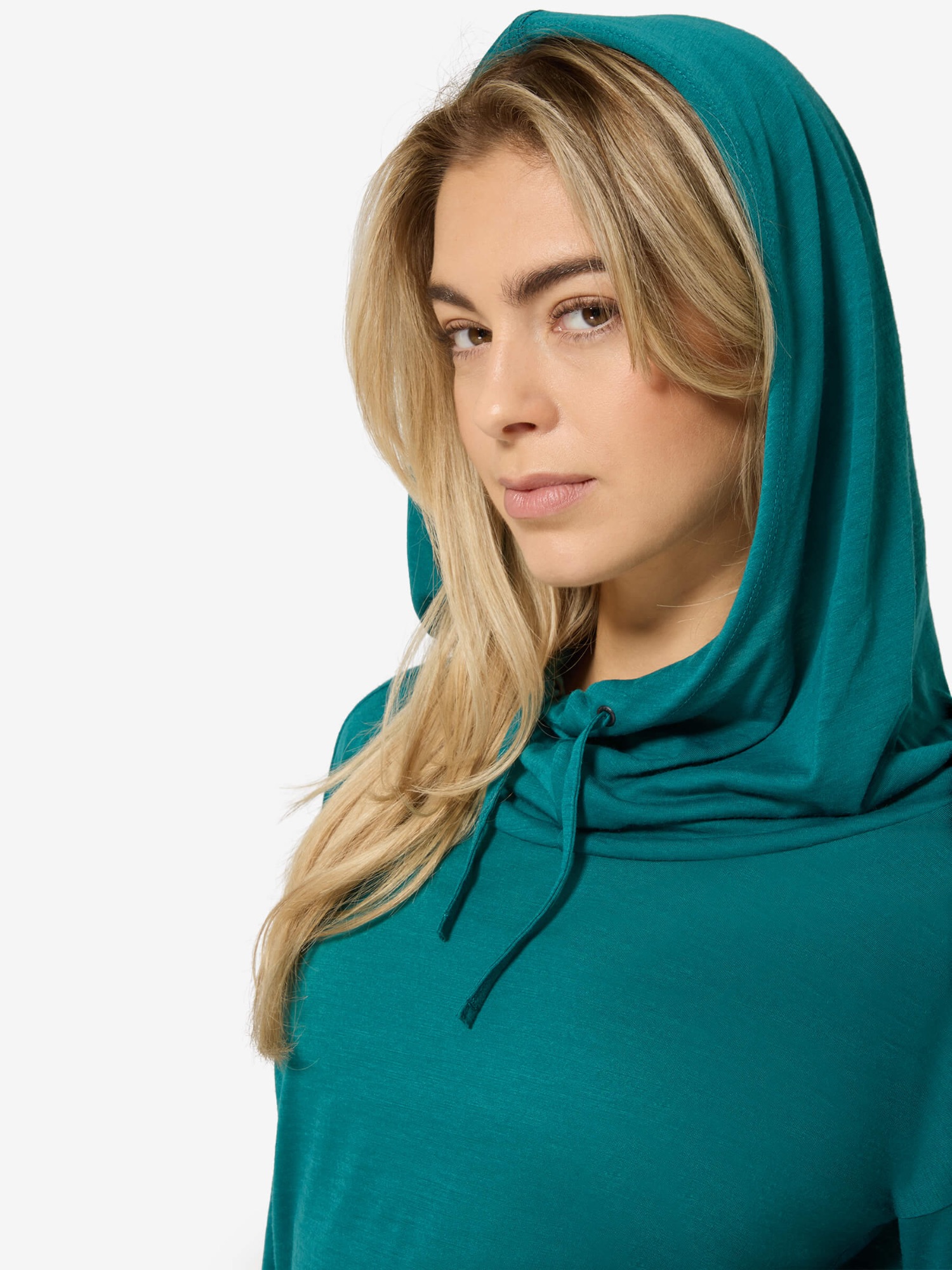 Supernatural Women's Voyager Funnel Hoody Pacific 05