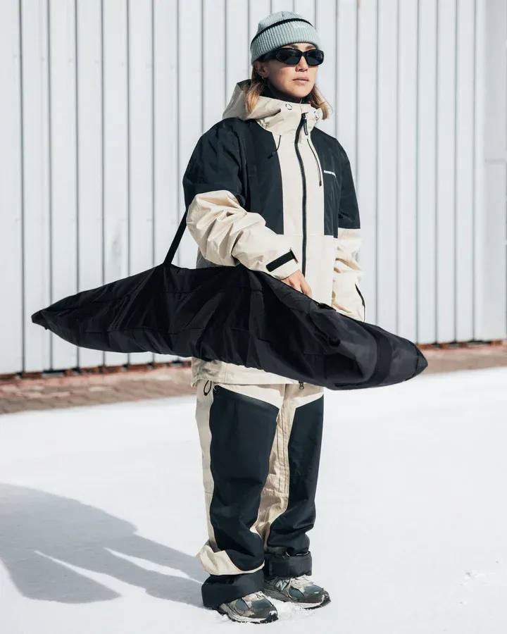 DB Snow Essential Snowboard Bag Black 02