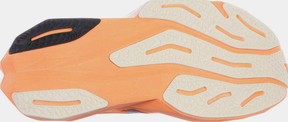 New Balance Women's Fuel Cell Rebel v4 Mango 17