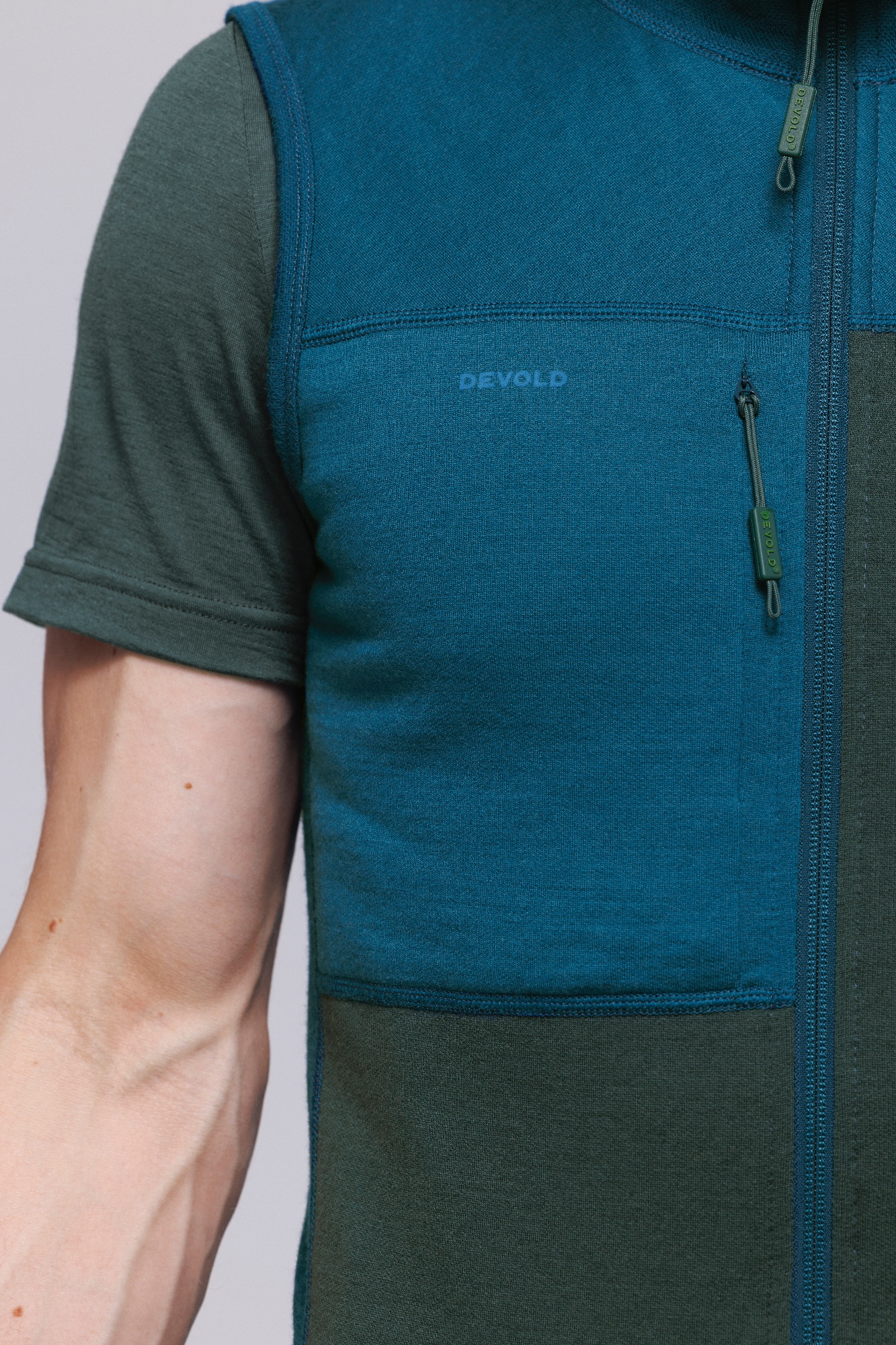 Devold Nibba Hiking Vest Men Sininen / Harmaa 06