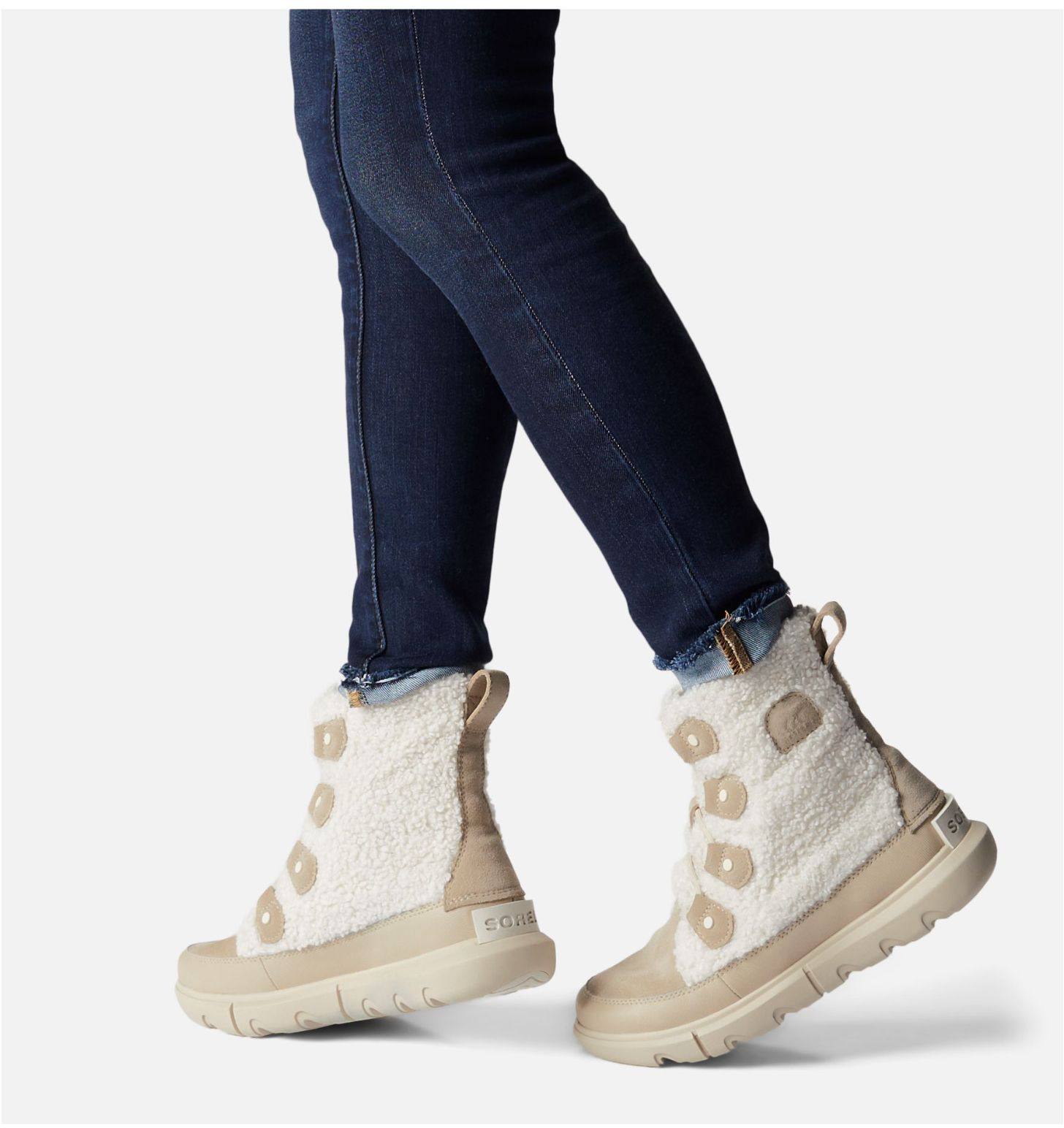 Sorel Explorer II Joan Cozy Fossil 05