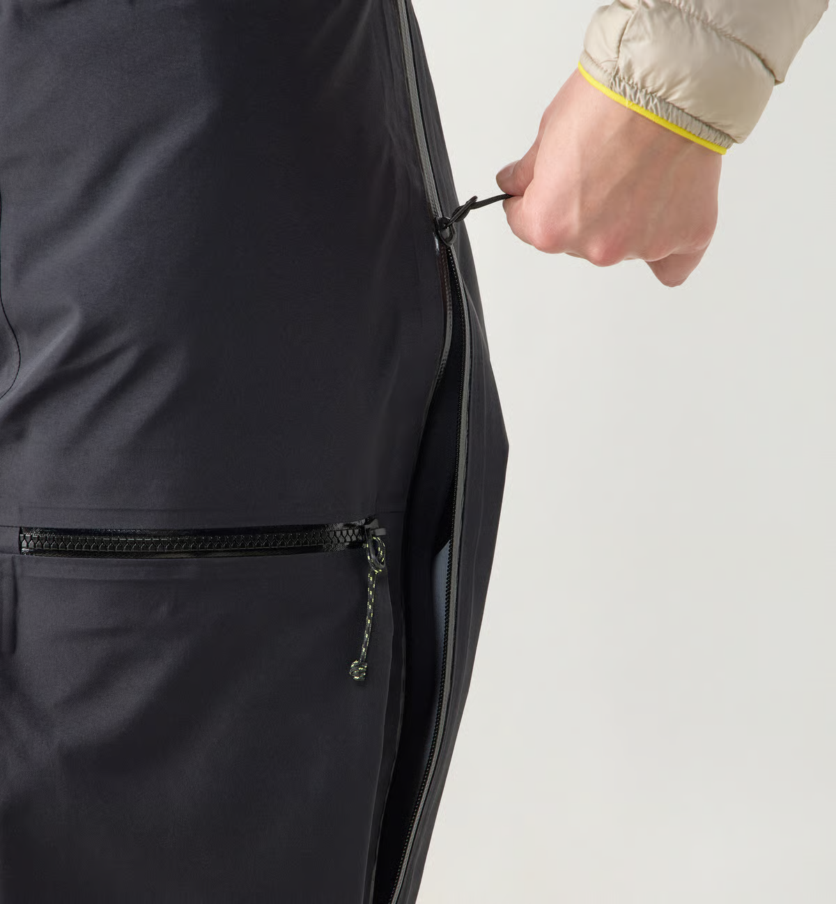 Haglöfs Women's Vassi GTX Pro II Bib Black 09