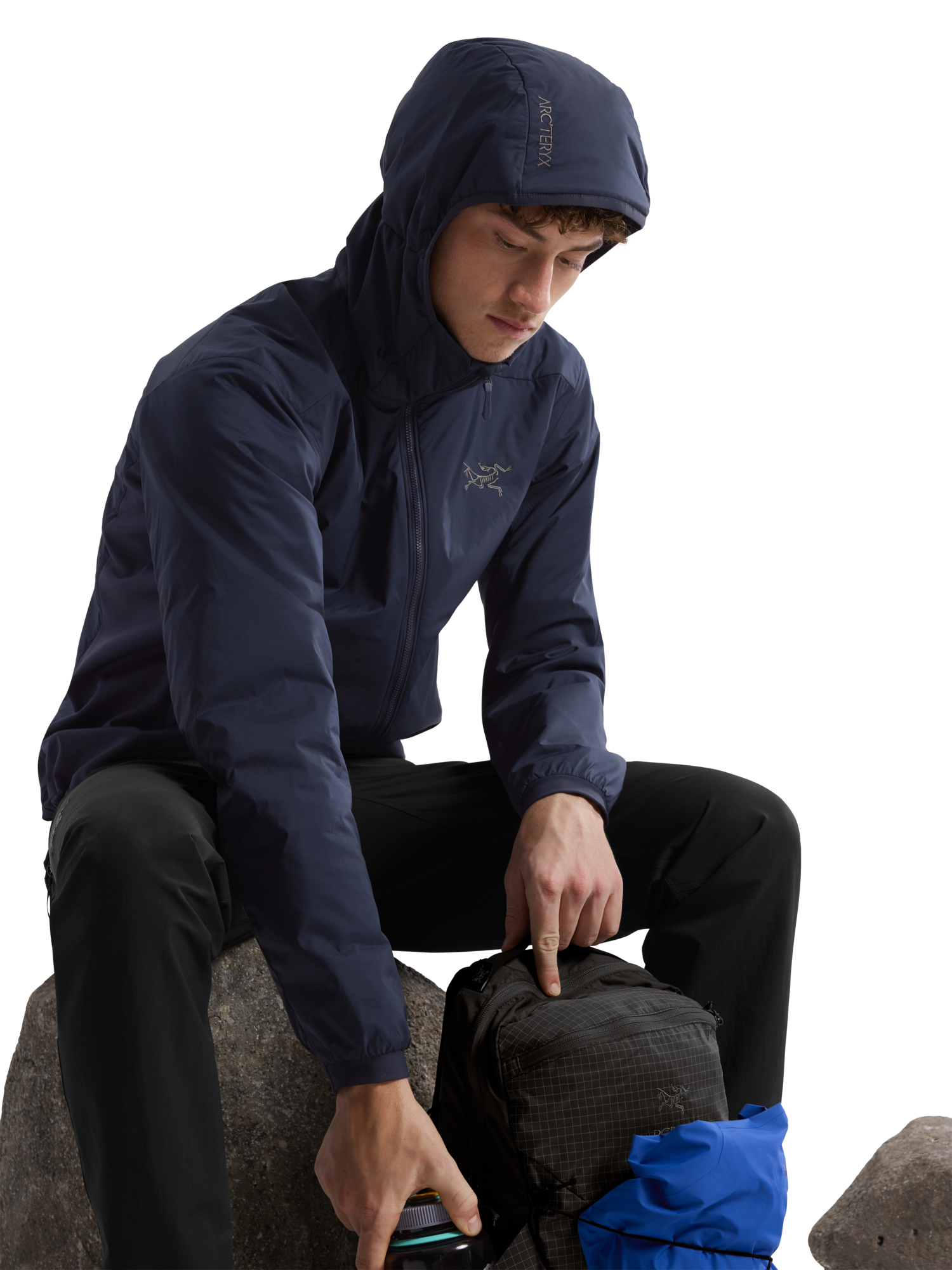 Arc'teryx Men's Atom Hoody Black Sapphire 03