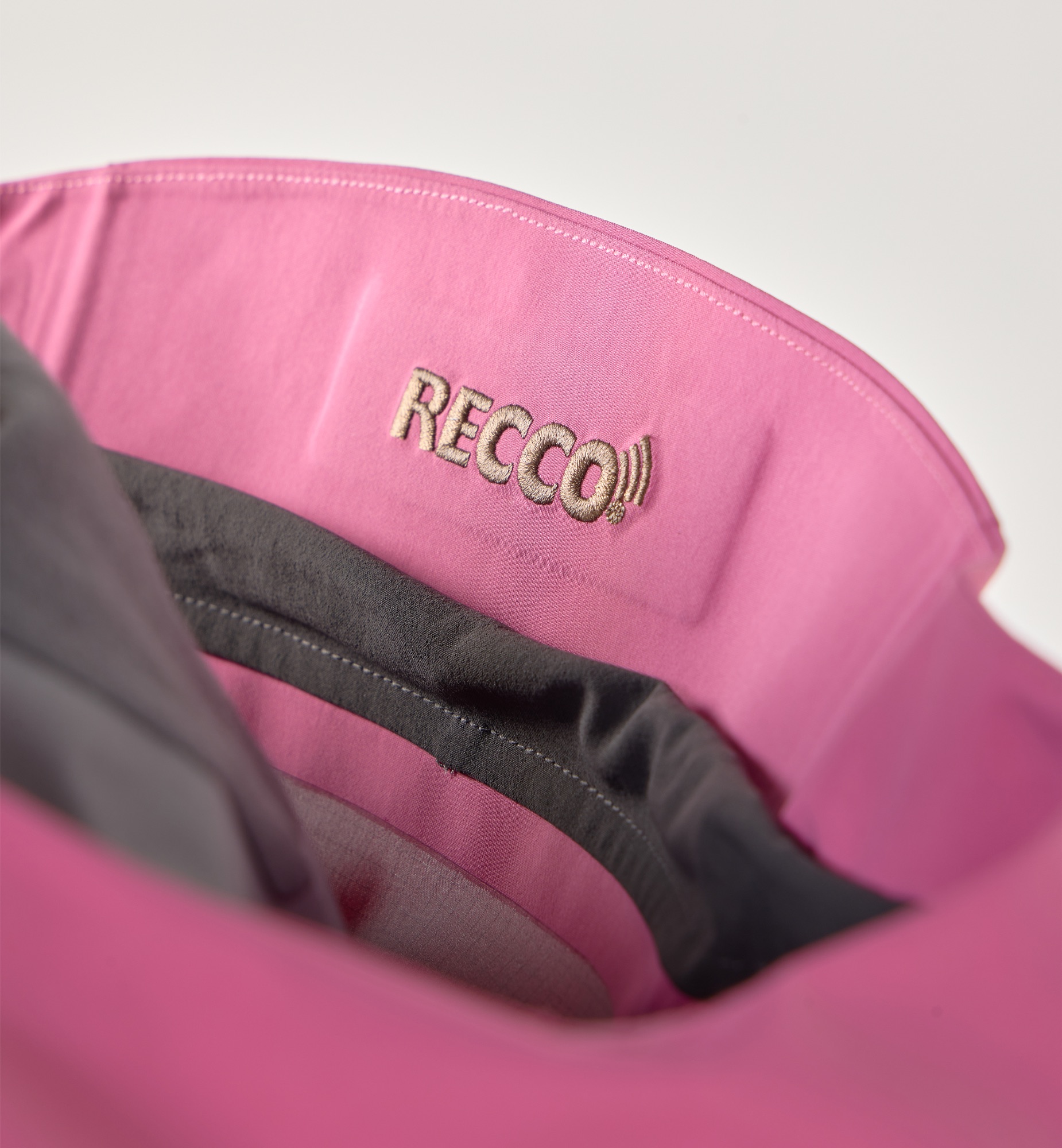 Haglöfs Women's Vassi GTX Pro II Jacket Lantana Pink / Oak Brown 12