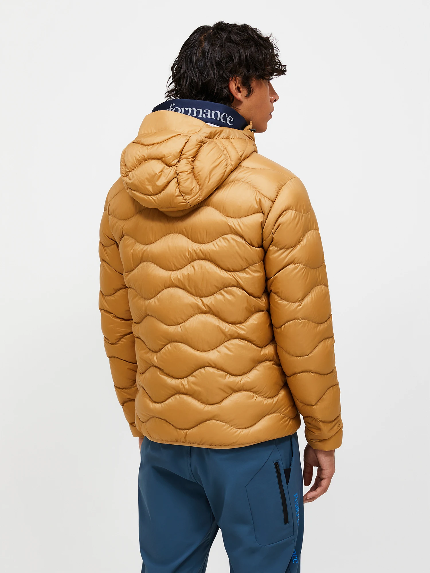 Peak Performance Men's Helium Down Hood Jacket - Miesten kevytuntuvatakki Sierra Sand 05