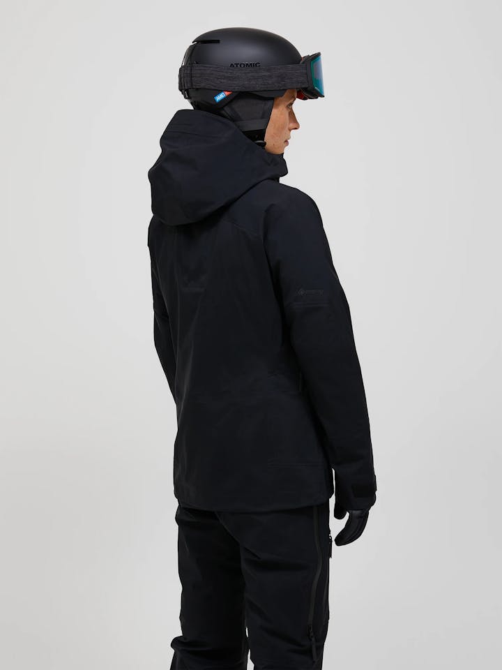 Peak Performance Women's Alpine GTX C-Knit 3L Shell Jacket Musta 09