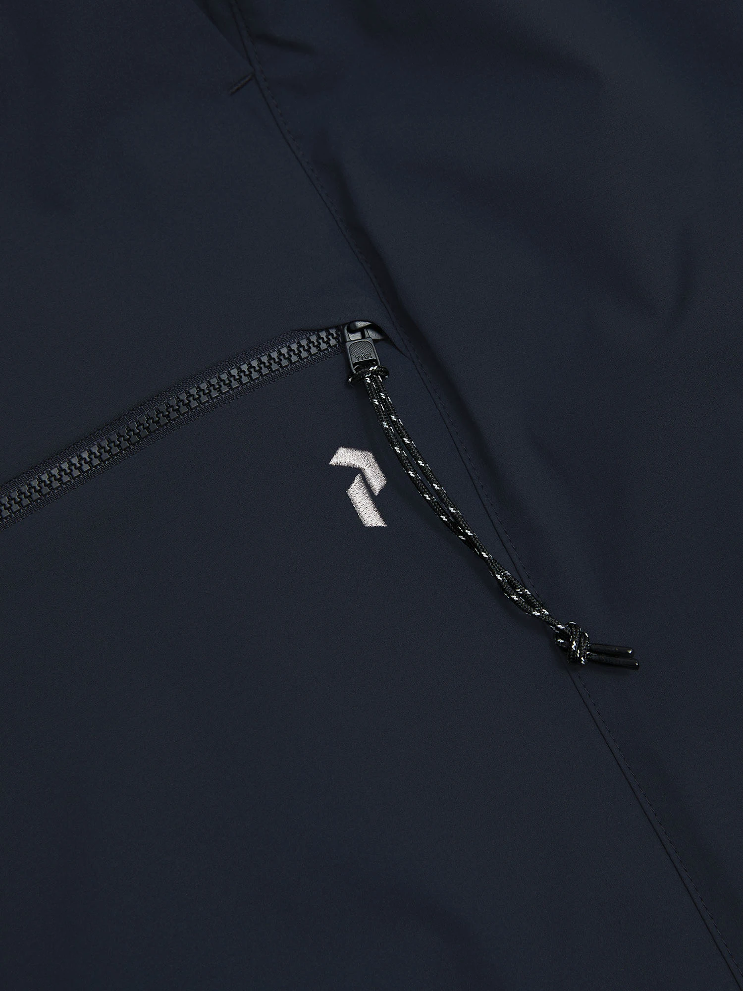 Peak Performance Women's Outdoor Cargo Pant Musta 07