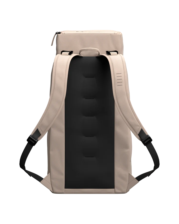 DB Hugger 30L - Scandinavian Outdoor