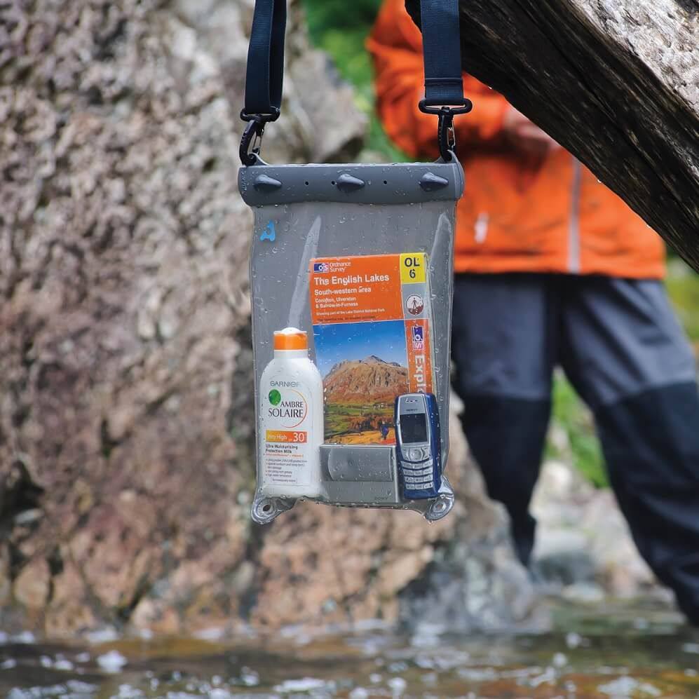 Aquapac 668 iPad Pouch  06