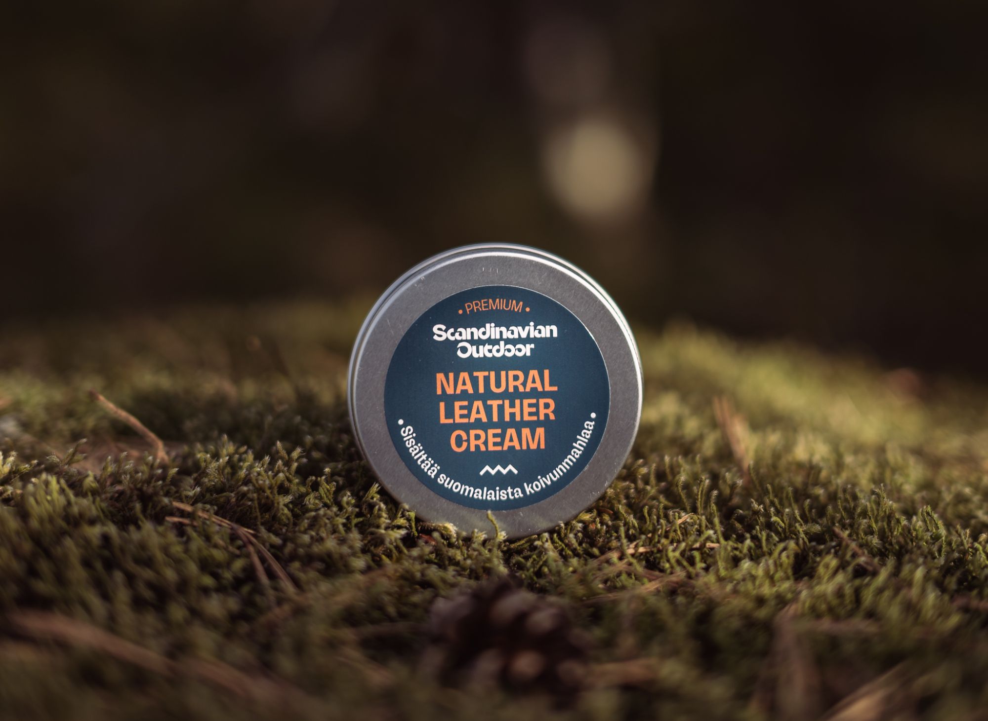 Vuota X Scandinavian Outdoor Premium Natural Leather Cream  02