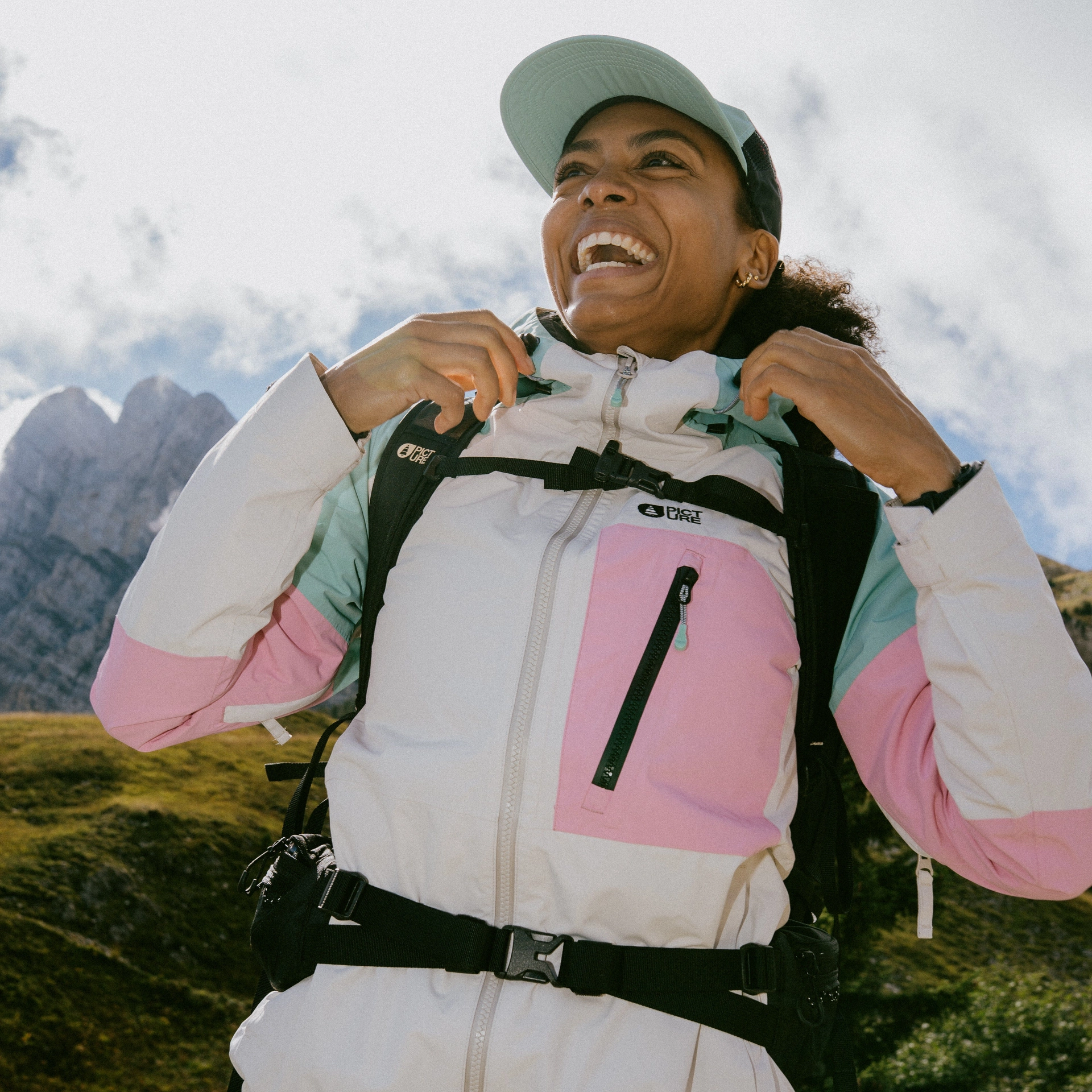 Picture Organic Clothing Women's Abstral + 2,5L Jacket Valkoinen 04