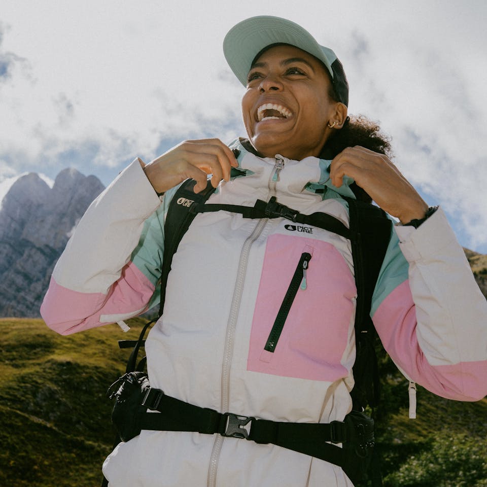 Picture Organic Clothing Women's Abstral + 2,5L Jacket Valkoinen 04