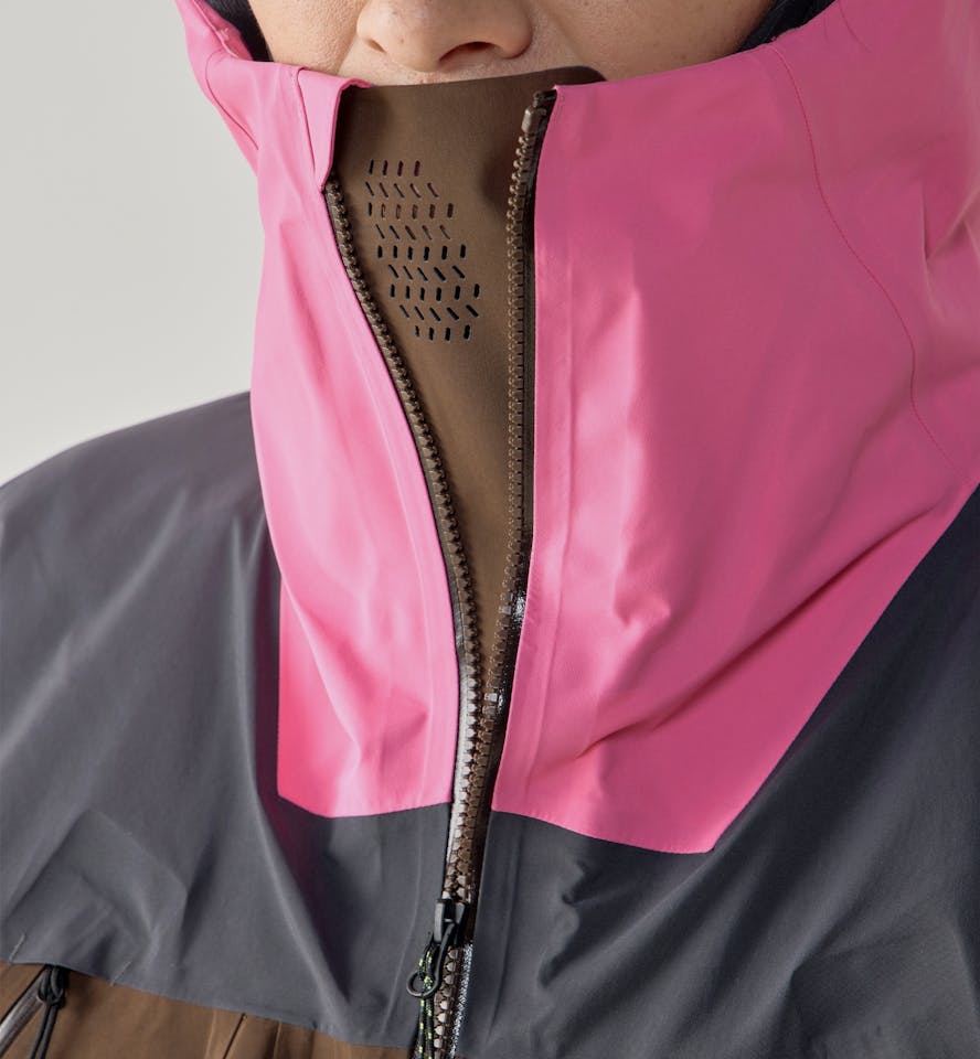 Haglöfs Men's Vassi GTX Pro II Jacket Lantana Pink / Woodland Brown 12