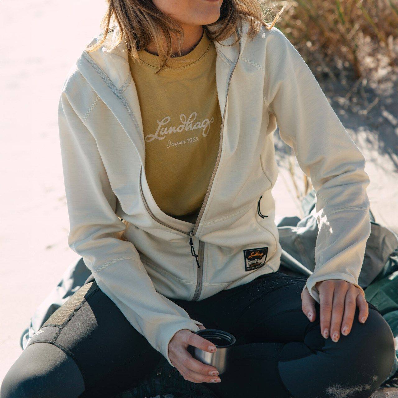 Lundhags Women's Tived Merino Hoodie Chalk 06