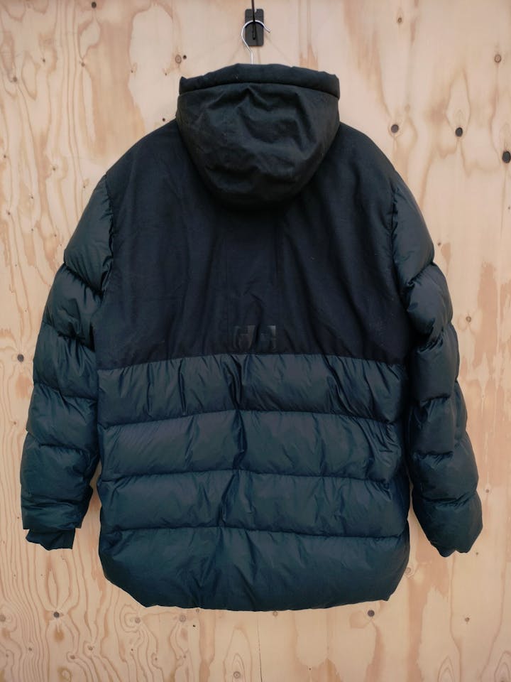 Helly Hansen Active Puffy Long Jacket - Miesten talvitakki XXL Musta (Second Hand) Musta 02