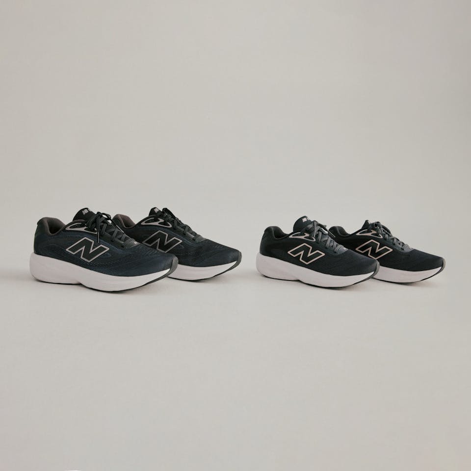 New Balance Women's Fresh Foam 680 V9 Black 03