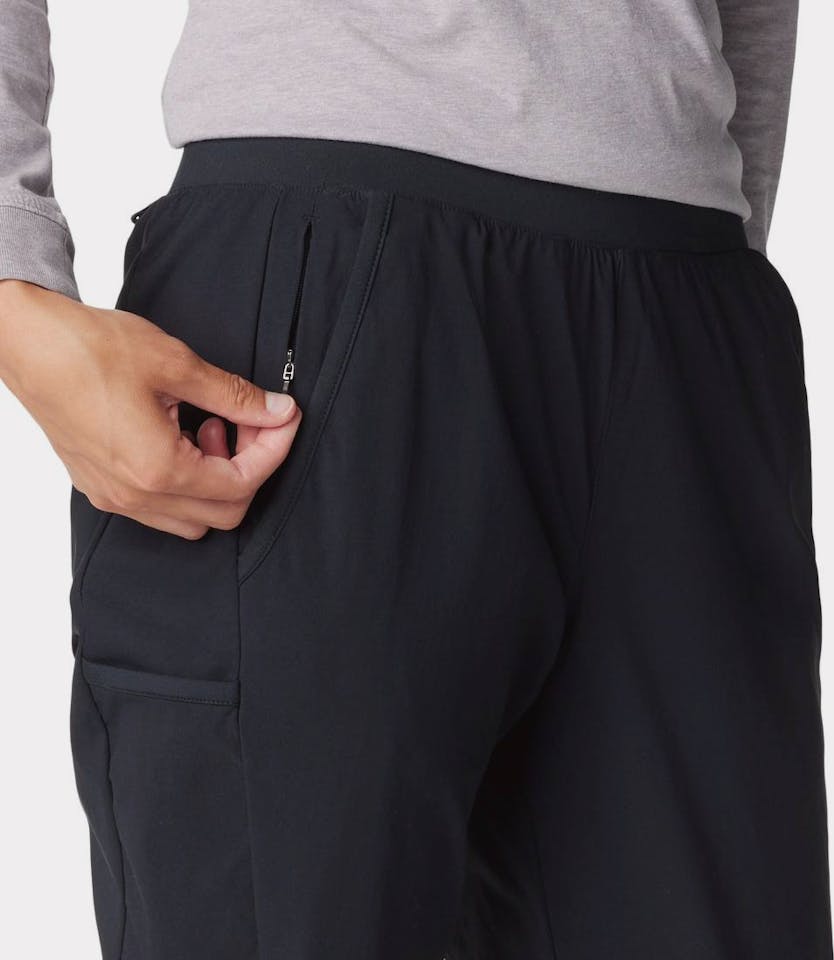 Columbia Women's Leslie Falls Pull-on Pant Black 05