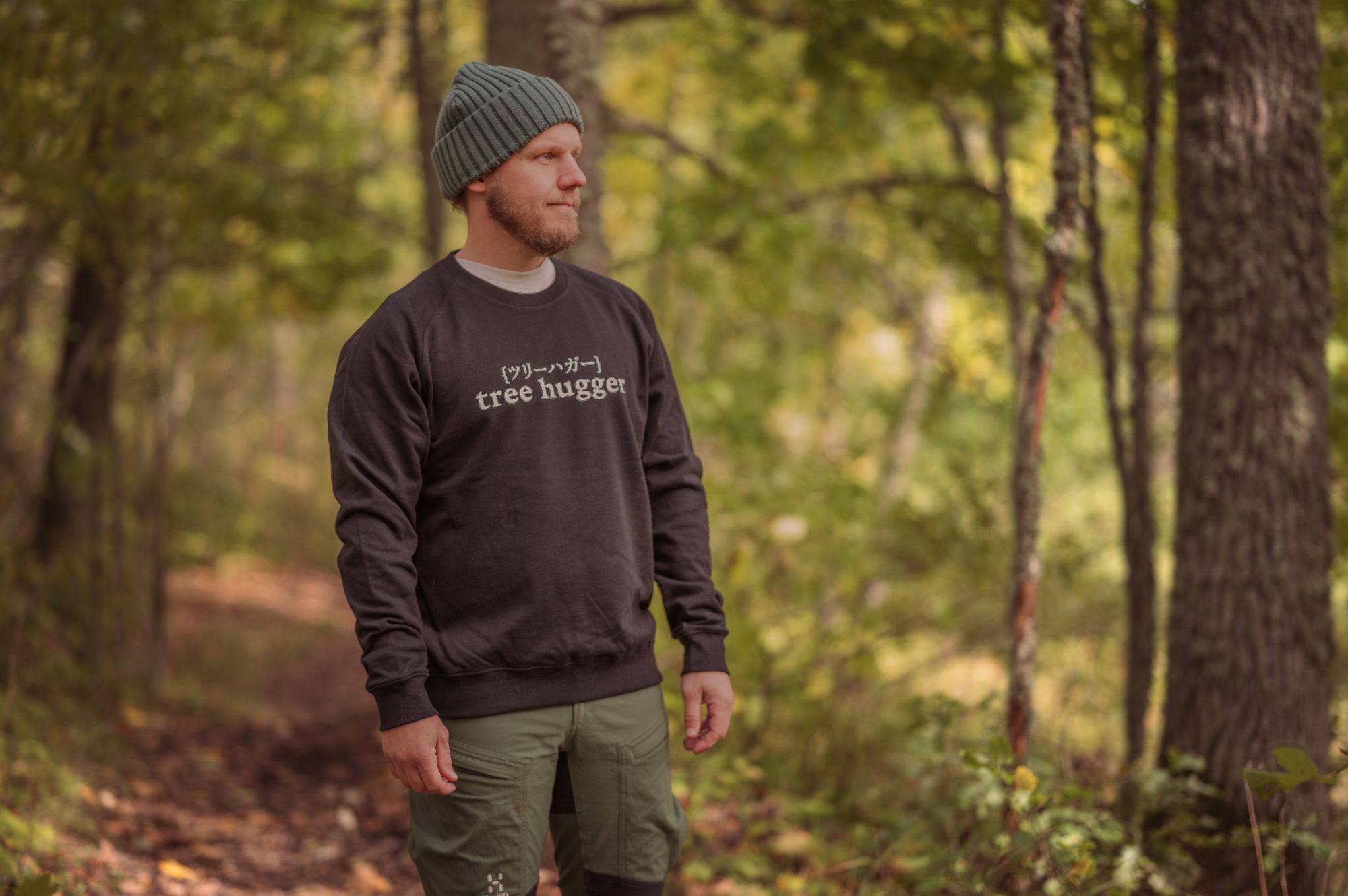 Scandinavian Outdoor Metsänsuojelija sertifikaatti ja Metsä Tree Hugger College Musta 08