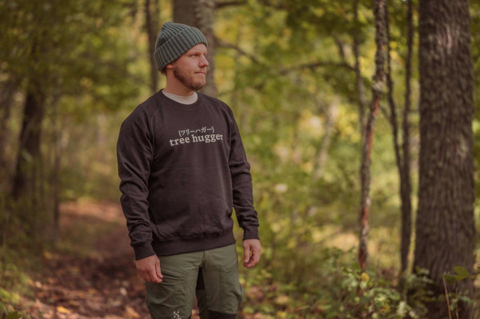 Metsä/Skogen Tree Hugger College Black 02