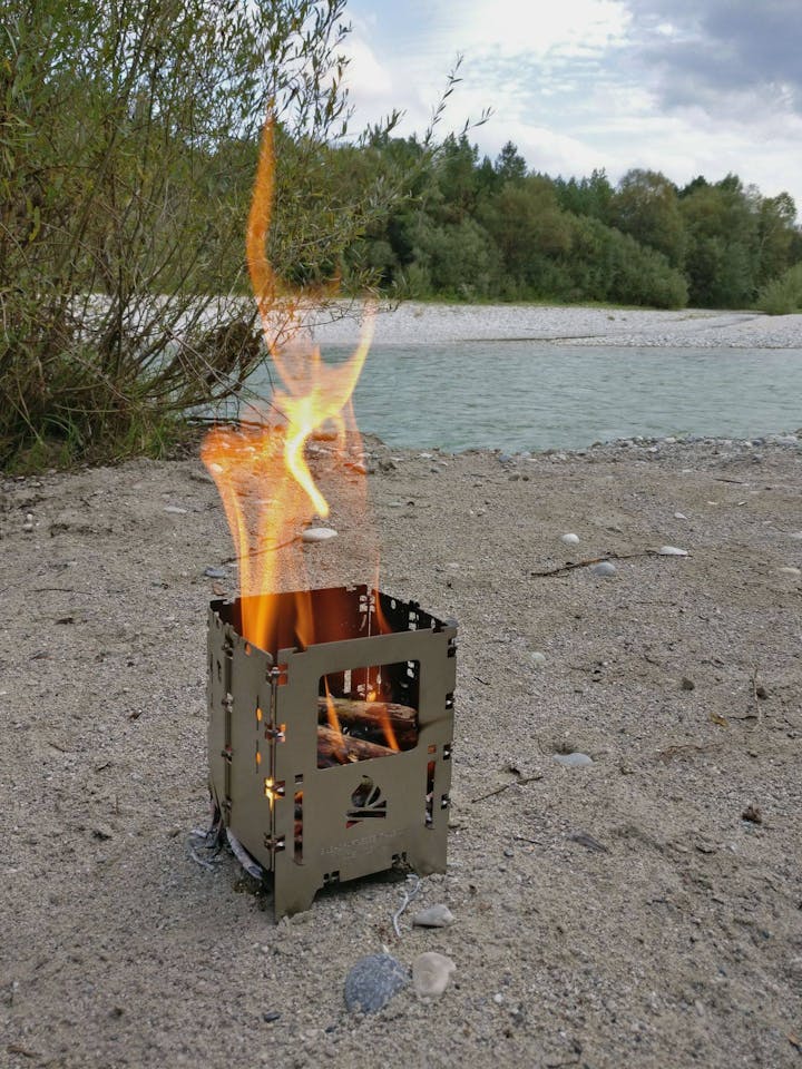 Bushcraft Essentials Bushbox LF Titanium  09