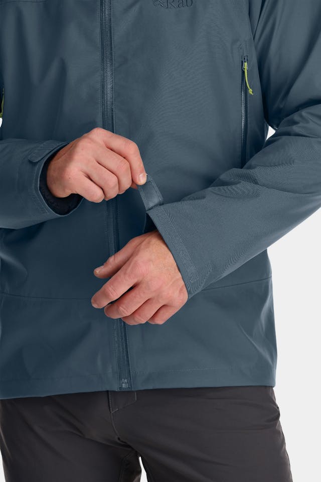 Rab Men's Namche GTX Jacket ja Lowa Men's Renegade Evo Mid GTX Musta 50