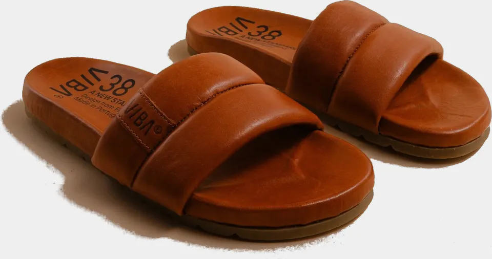 VIBAe Porto Leather Cognac 01