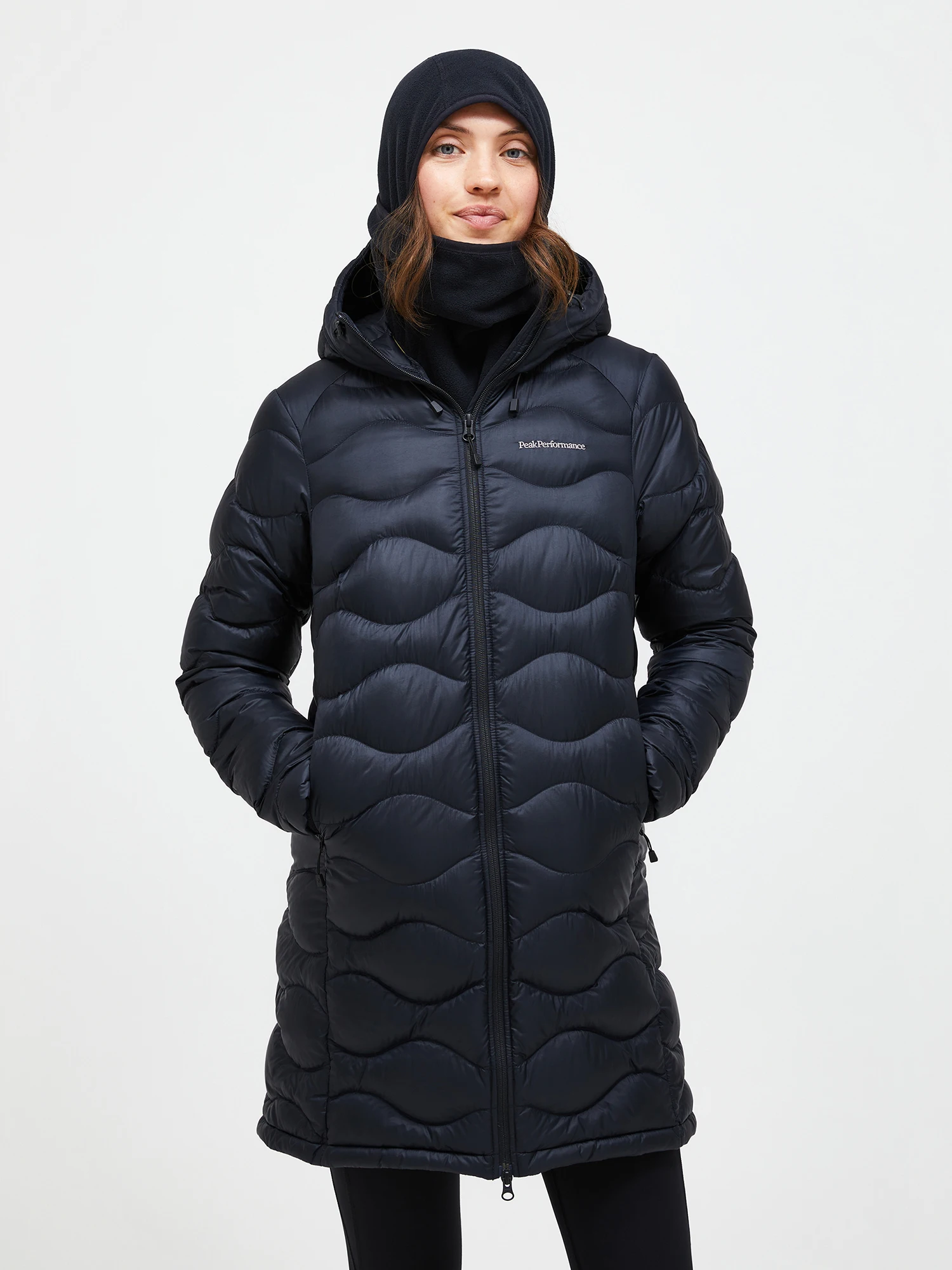 Peak Performance Women's Helium Down Parka - Naisten kevytuntuvatakki Musta 07
