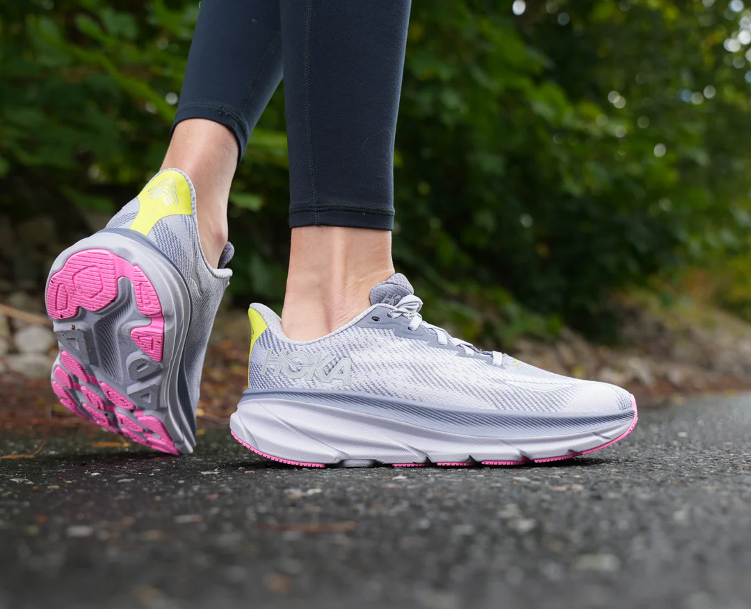 Hoka Women's Clifton 9 GTX Vaaleanharmaa 07