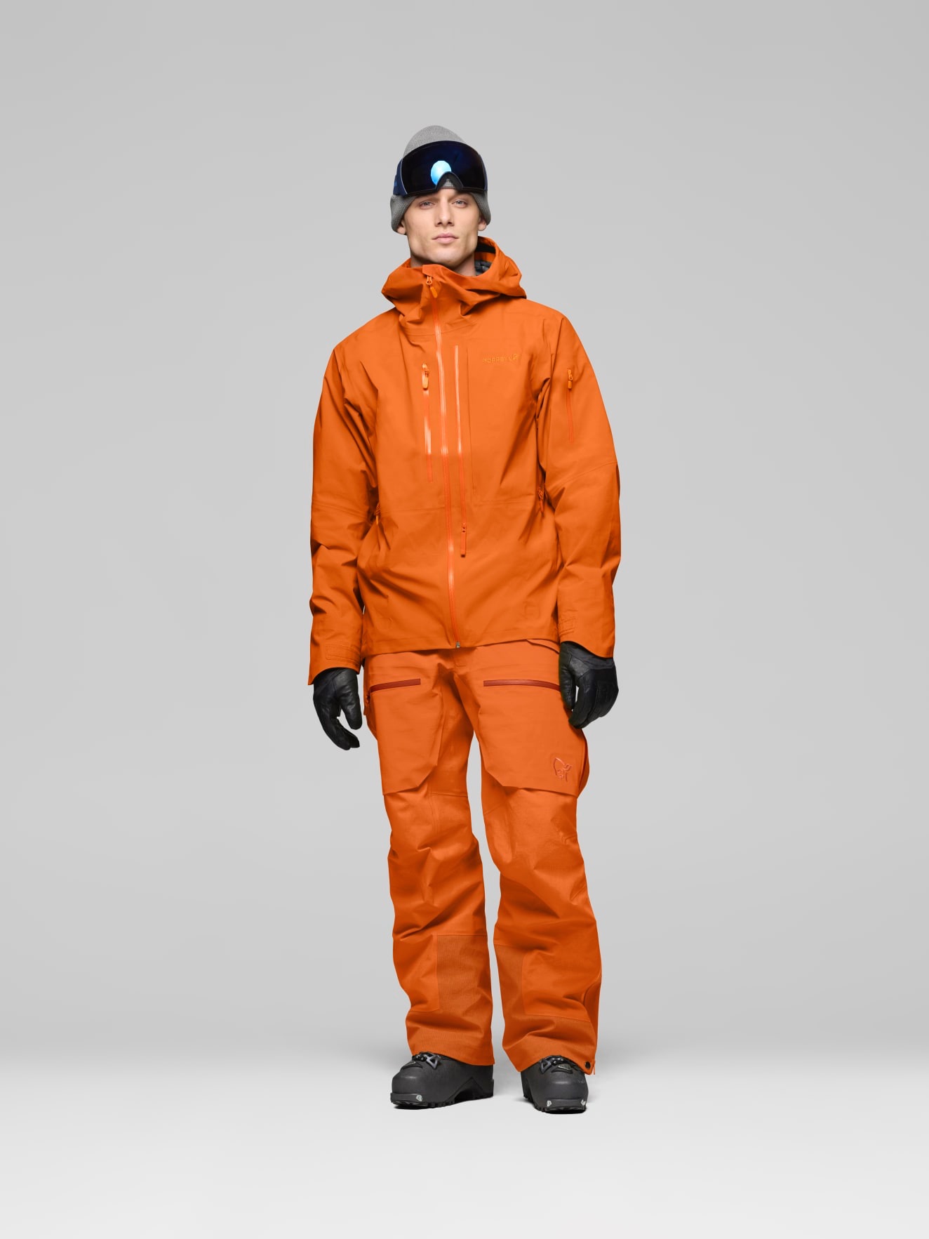 Norrøna Men's Lofoten GTX Pro Jacket Gold Flame 07