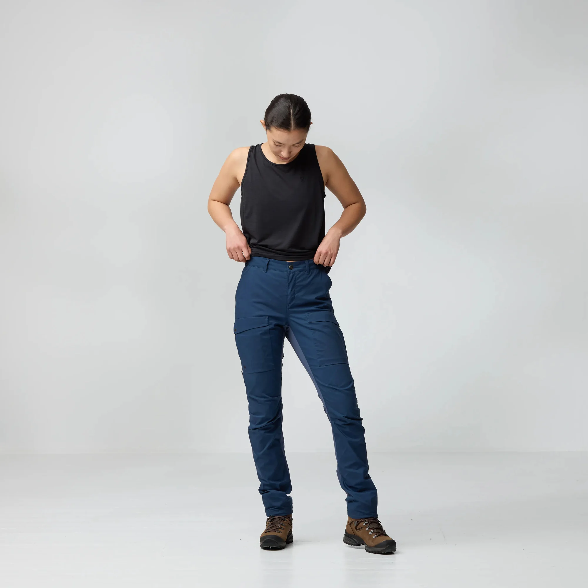 Fjällräven Women's Abisko Hybrid Trail Trousers Black 06