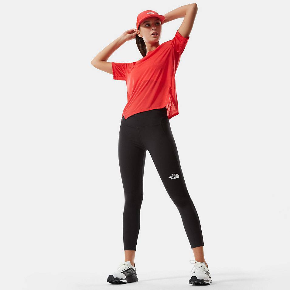 The North Face Women's Up With The Sun S/S Red 04