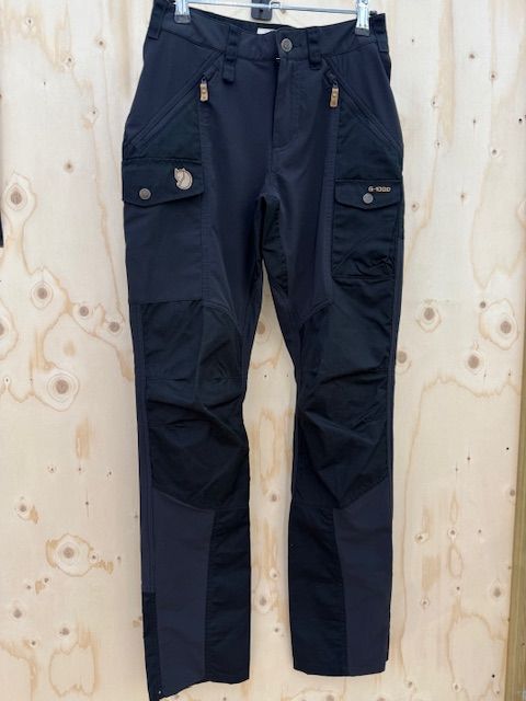 Fjällräven Nikka Trousers Curved 34 Musta (Second Hand) Black 02