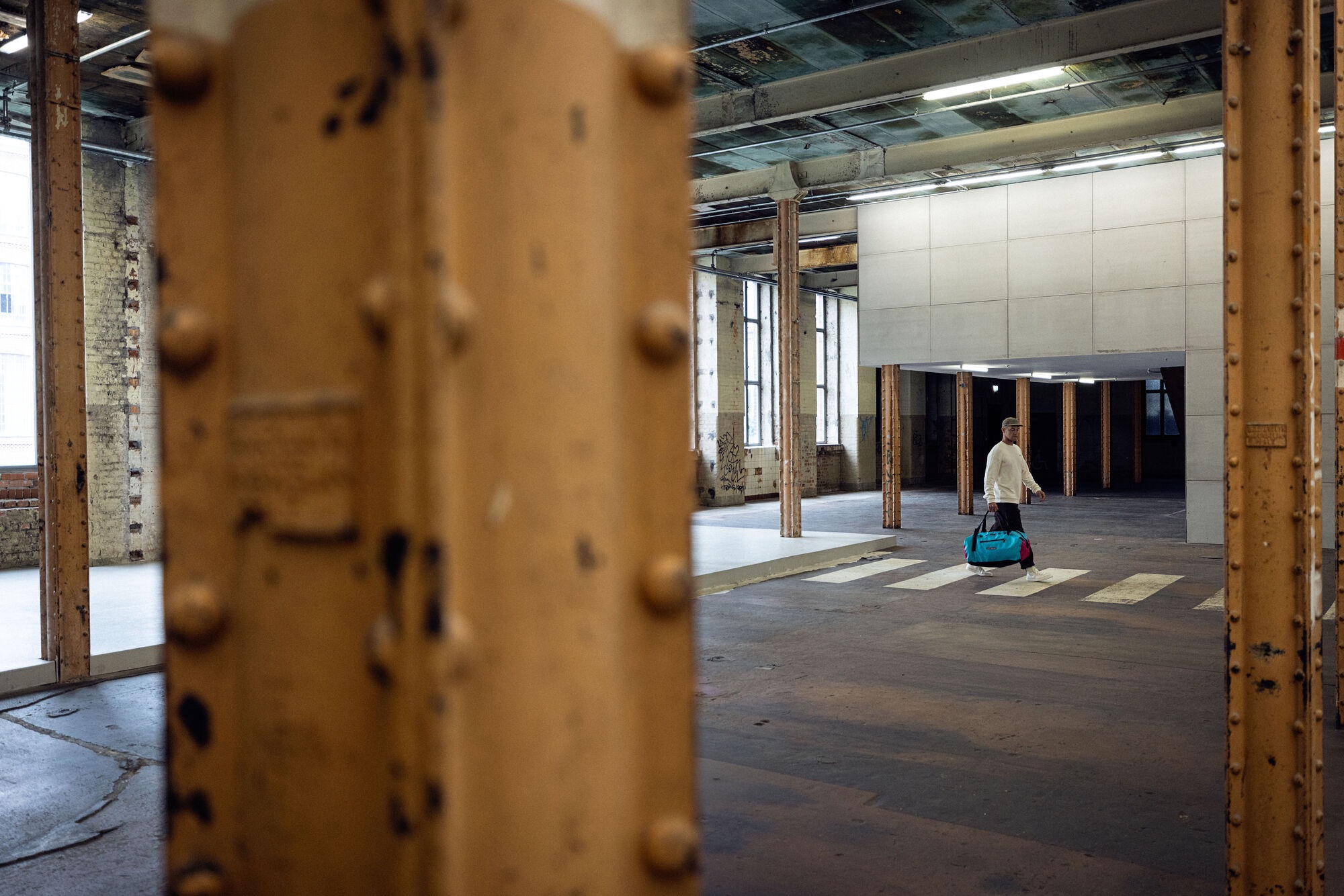 Ortlieb Duffle Lite Cyber 60L Sininen / Pinkki 02