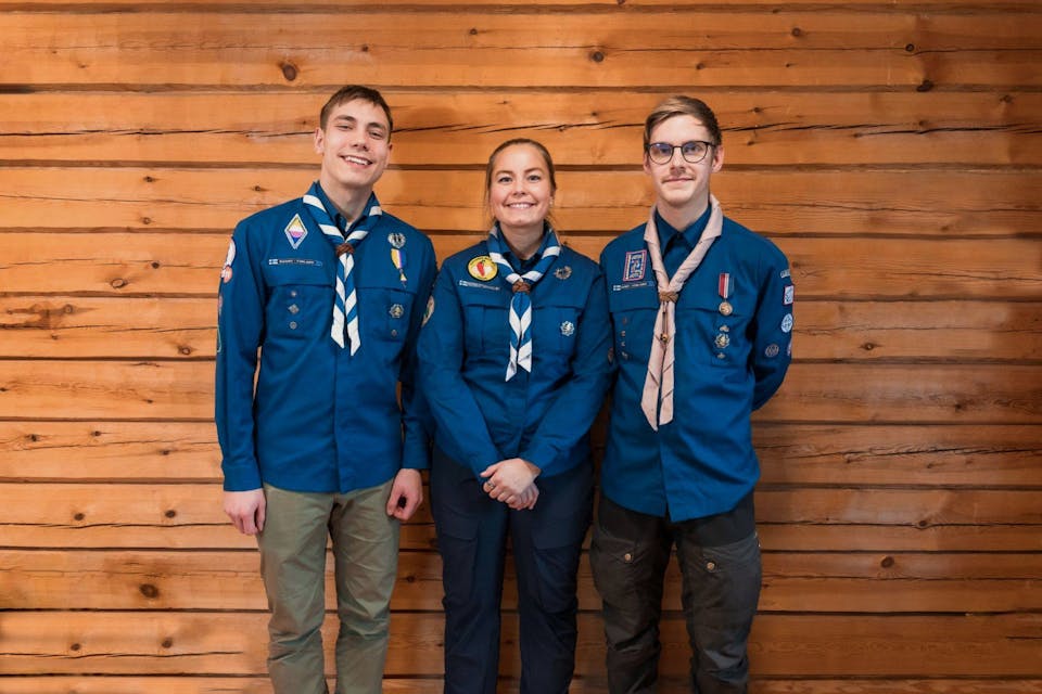 Partiotuote Nykymallin mukainen partiopaita, naisten, sininen  03