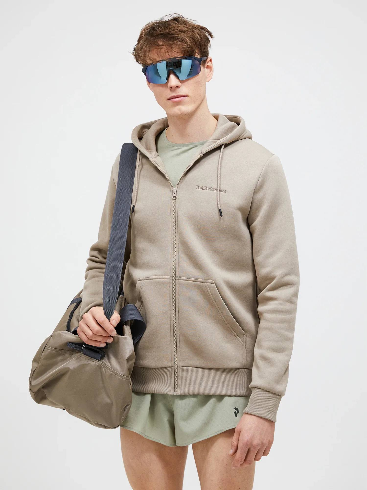 Peak Performance Men's Original Small Logo Light Beige 04