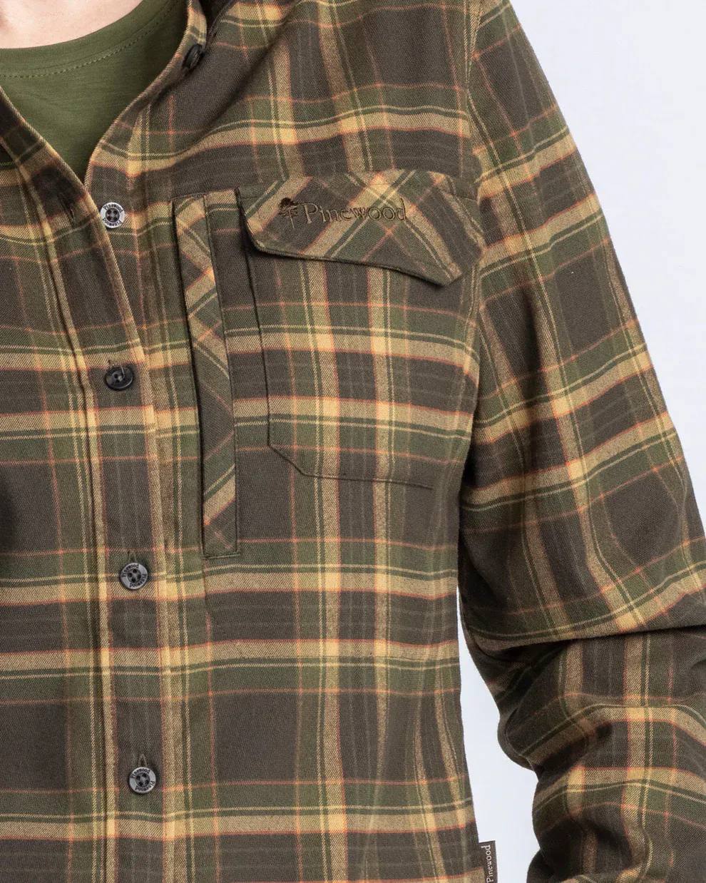 Pinewood Women's Abisko Hiking Shirt Moss 02