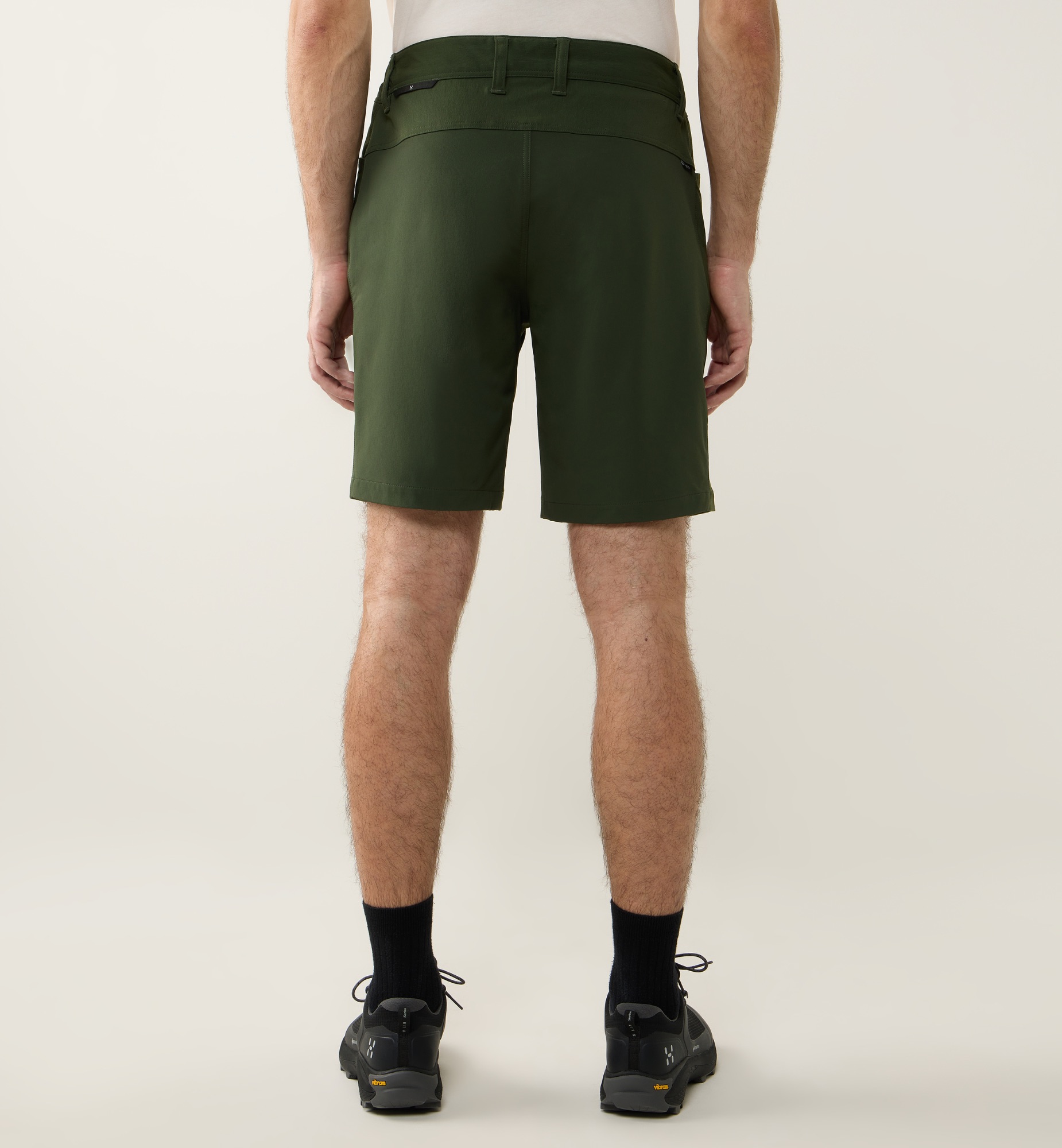 Haglöfs Men's Alert Mid Shorts Seaweed 02