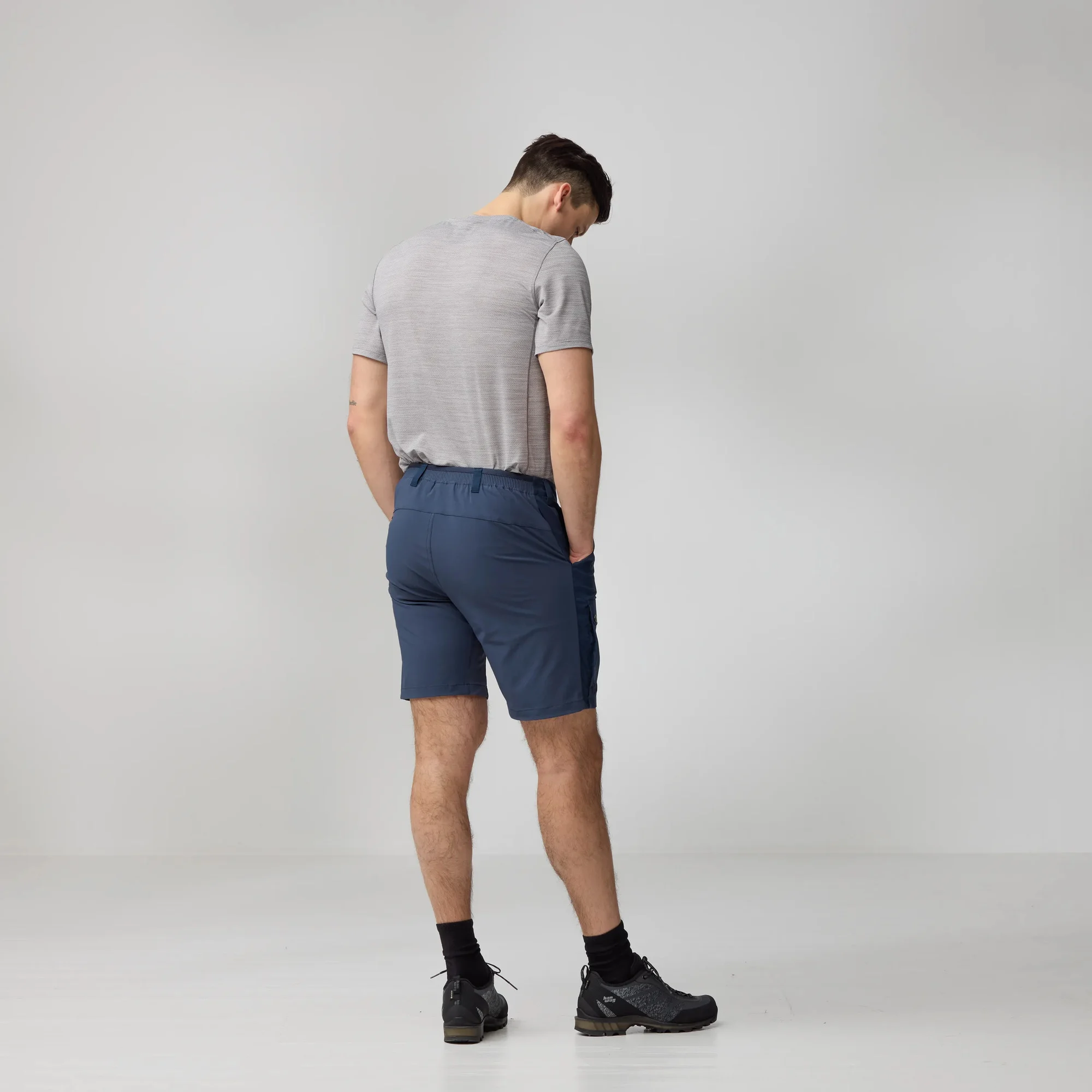 Fjällräven Men's Abisko Hybrid Trail Shorts Suede Brown 03