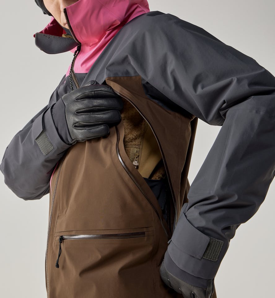 Haglöfs Men's Vassi GTX Pro II Jacket Lantana Pink / Woodland Brown 09