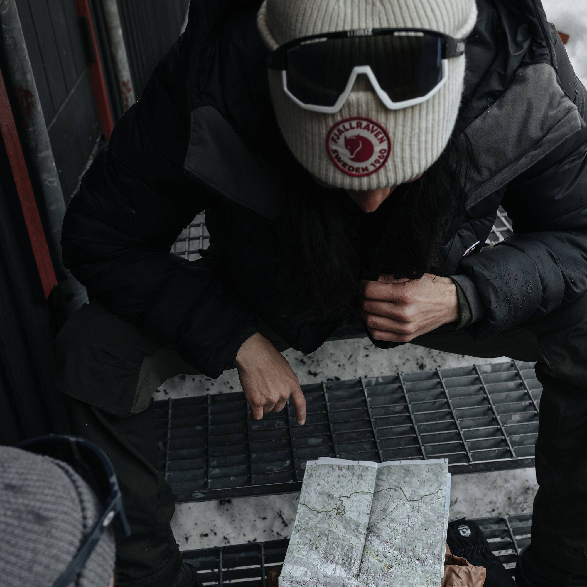 Fjällräven Women's Expedition Mid Winter Jacket Black/Basalt 11