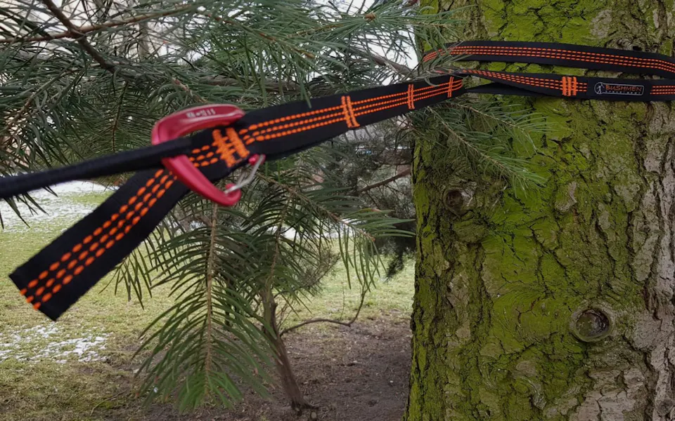 Bushmen Easy Tree Huggers 01