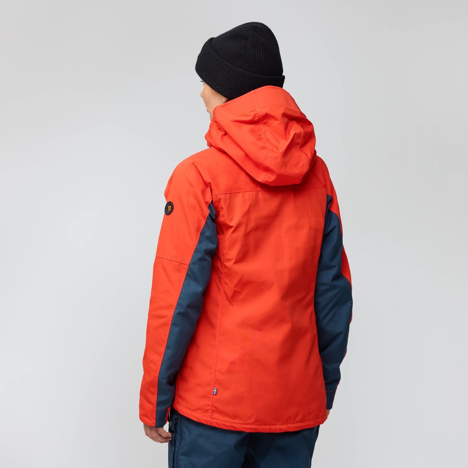 Fjällräven Women's Bergtagen G-1000 Jacket Flame 03