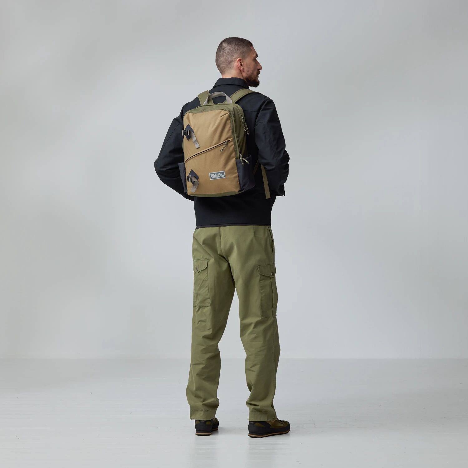 Fjällräven Vardag Backpack 17 Coal Black 04