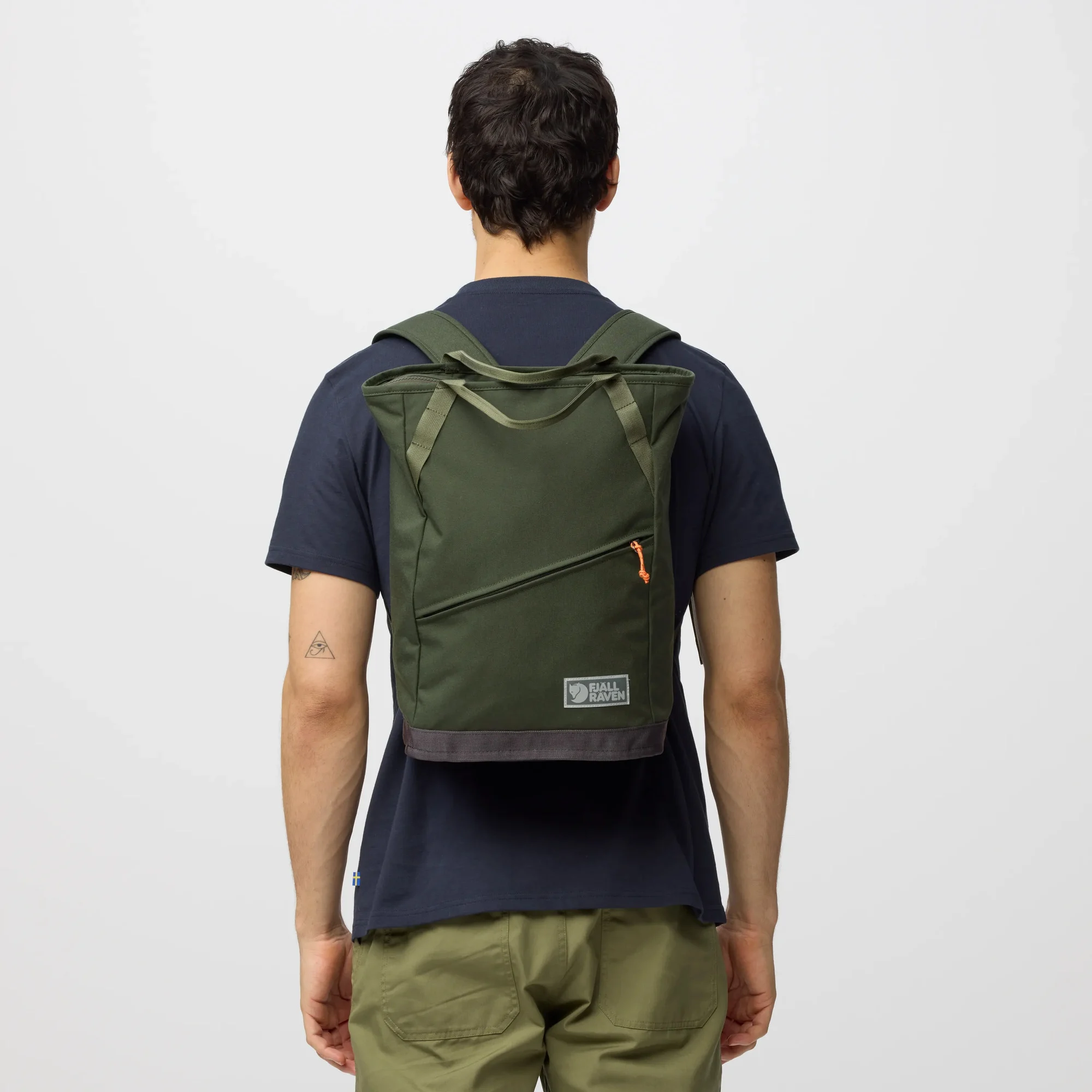 Fjällräven Vardag Totepack 22 Coal 08